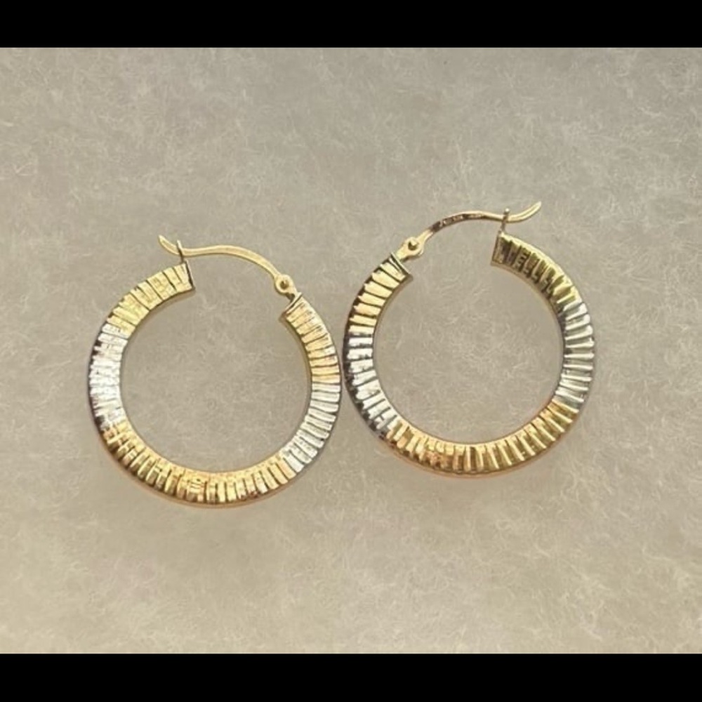 Tri colored 10k gold hoop earrings Not plated not filled. Real gold .